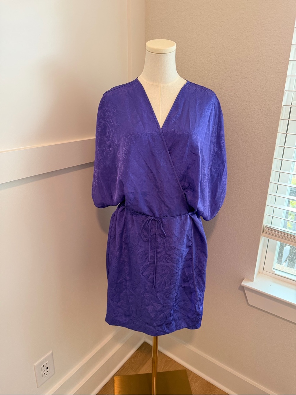Intimate MOODS Purple Paisley Robe/Cover-Up